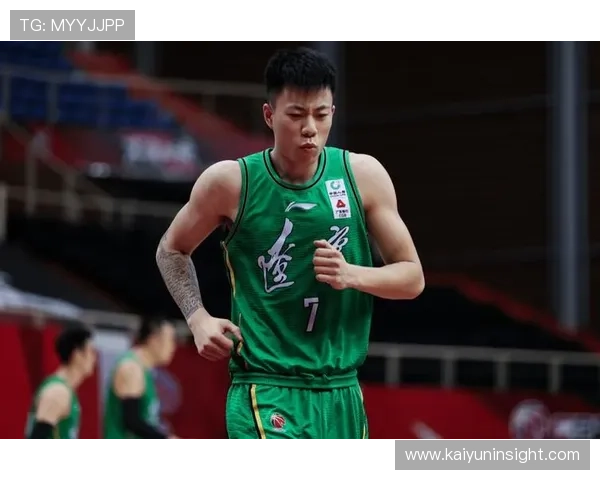 中国篮球队晋级世界杯八强 张镇麟表现出色助力球队闯入历史新高